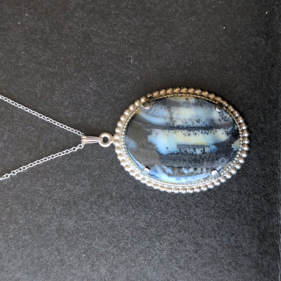 Jewelry - New natural moss agate stone necklace